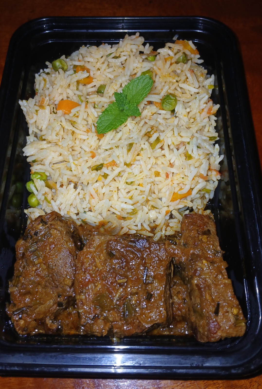 MELT-IN-MOUTH BRAISED STEAK & SIGNATURE RICE